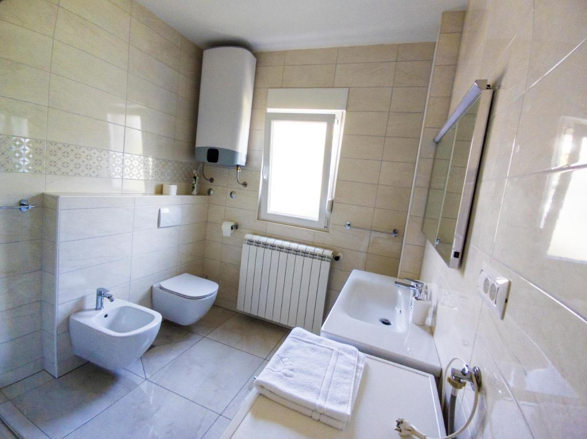 Apartmani Cimerman Krk Town Exterior foto