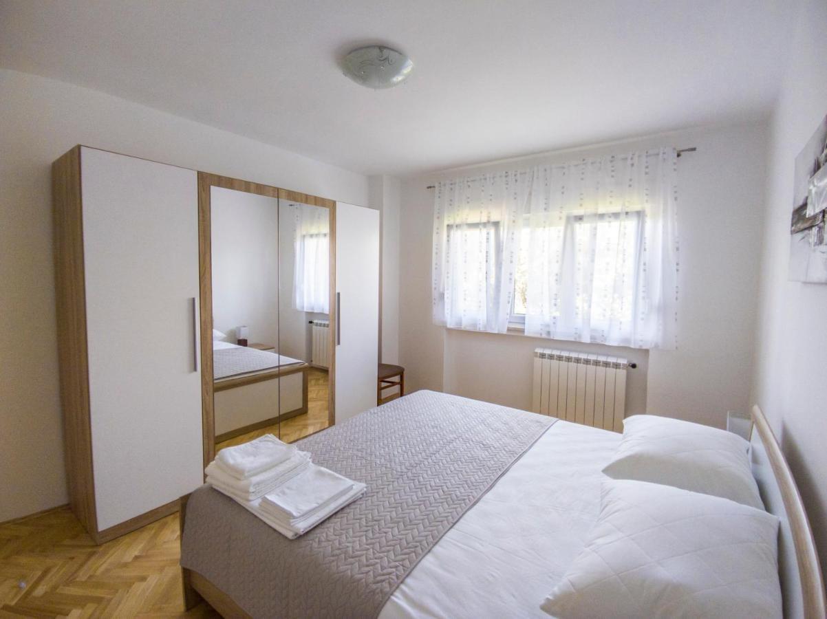 Apartmani Cimerman Krk Town Exterior foto