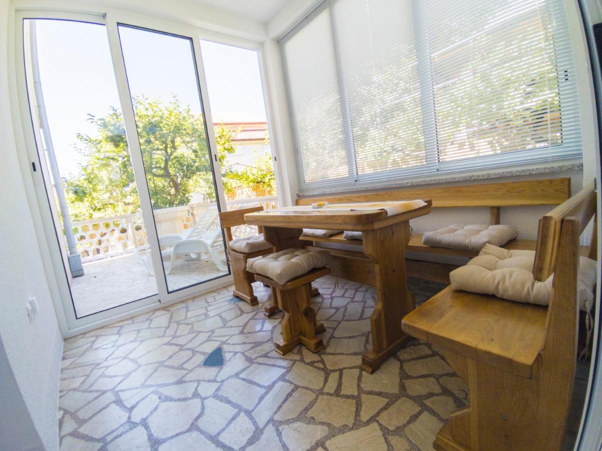 Apartmani Cimerman Krk Town Exterior foto