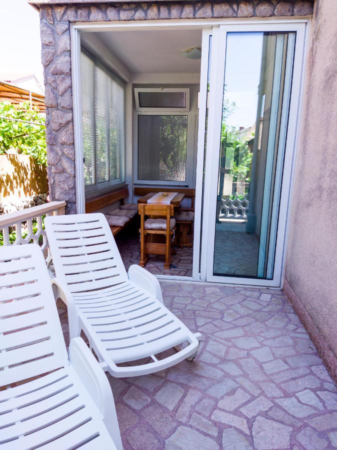 Apartmani Cimerman Krk Town Exterior foto