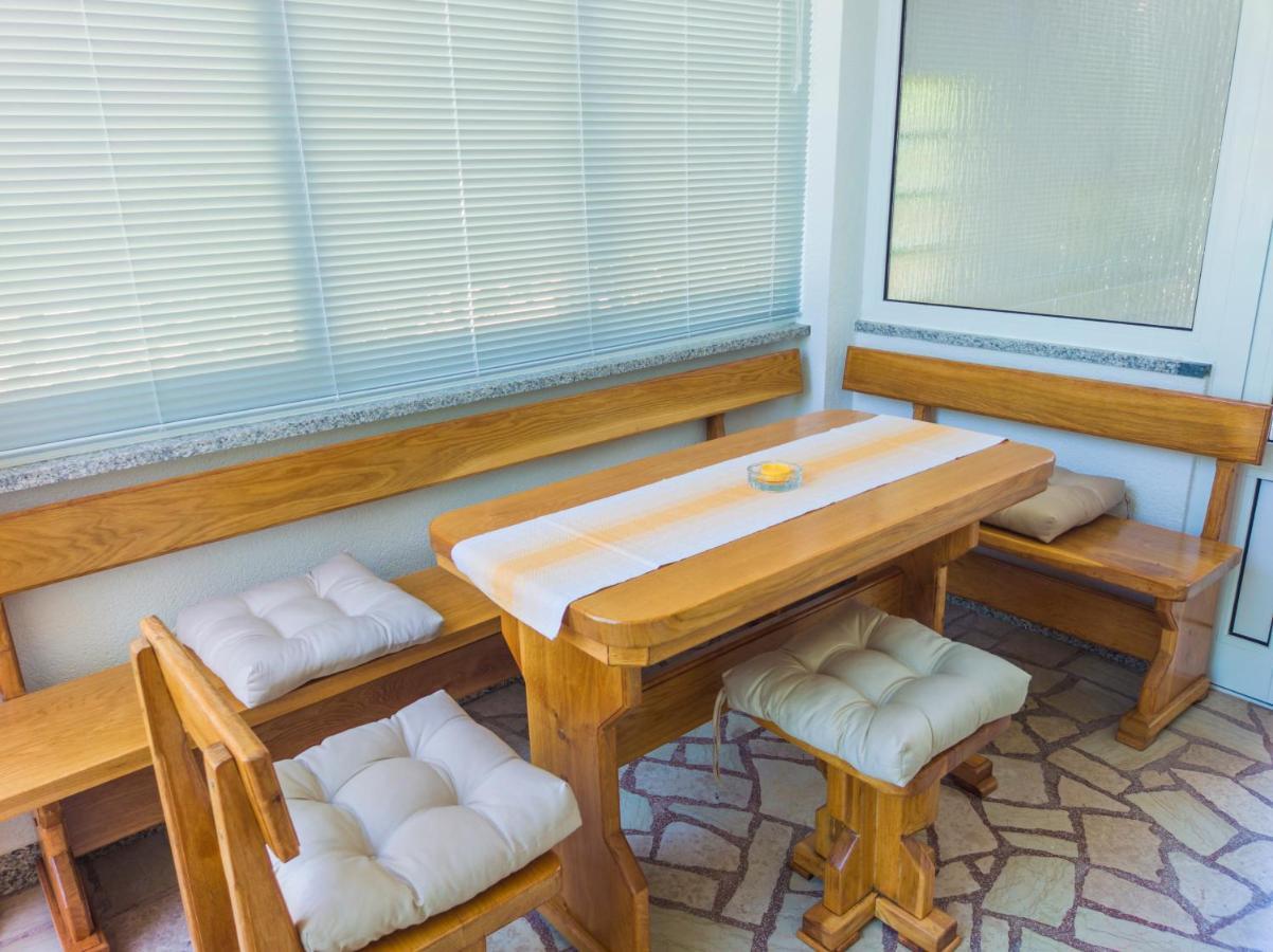 Apartmani Cimerman Krk Town Exterior foto