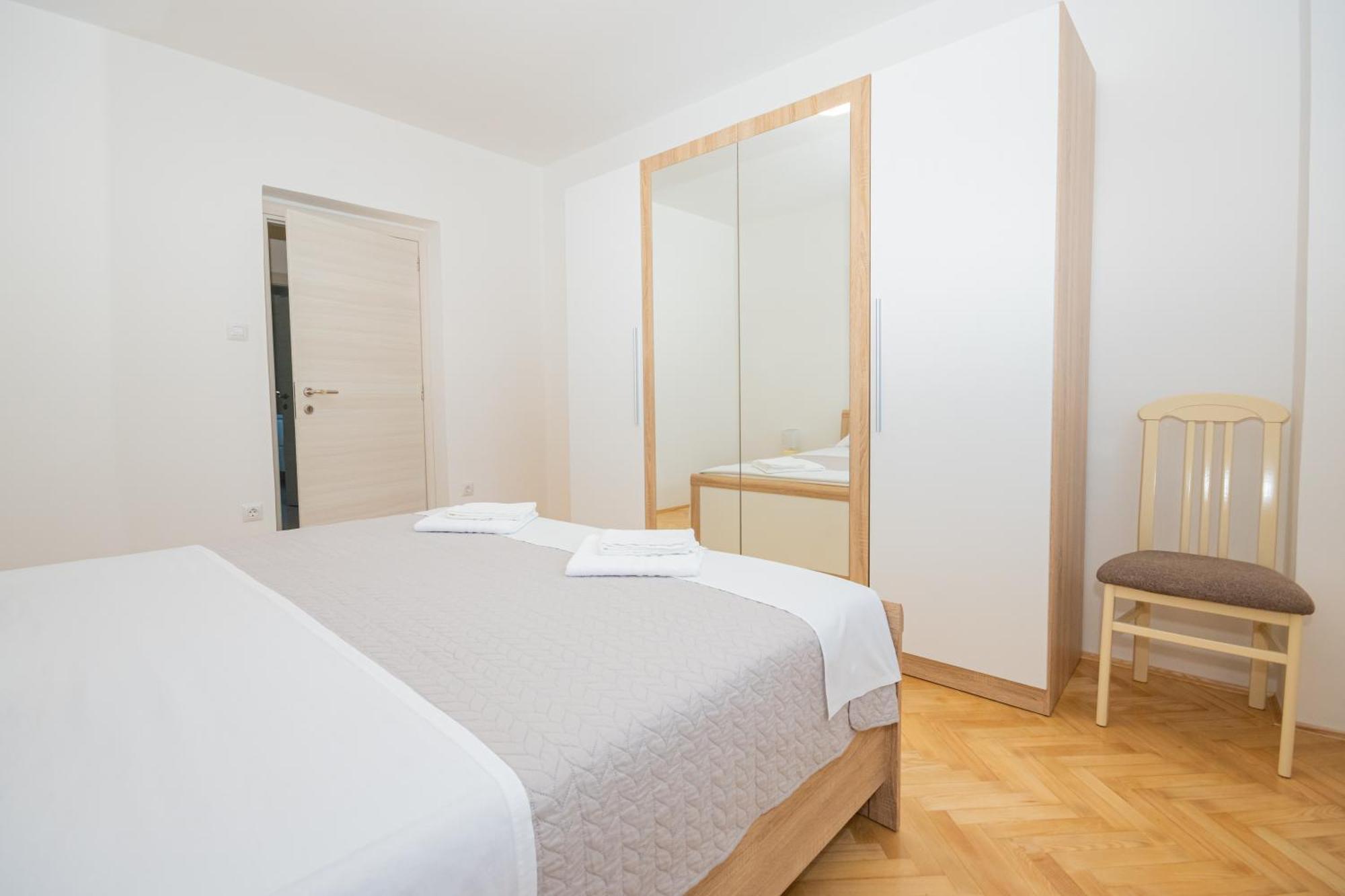 Apartmani Cimerman Krk Town Exterior foto
